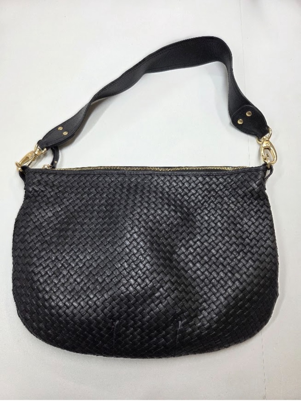 QUINCE Italian Leather Convertible Crescent Handwoven Shoulder Bag Black 8228 - Picture 4 of 12